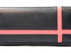 Women's security wallet with RFID shielding